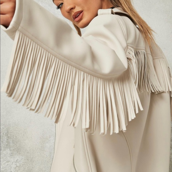 SOLD!!!NWT⭐️ Cream Faux Leather Fringe Biker Jacket ⭐️ - Picture 3 of 3